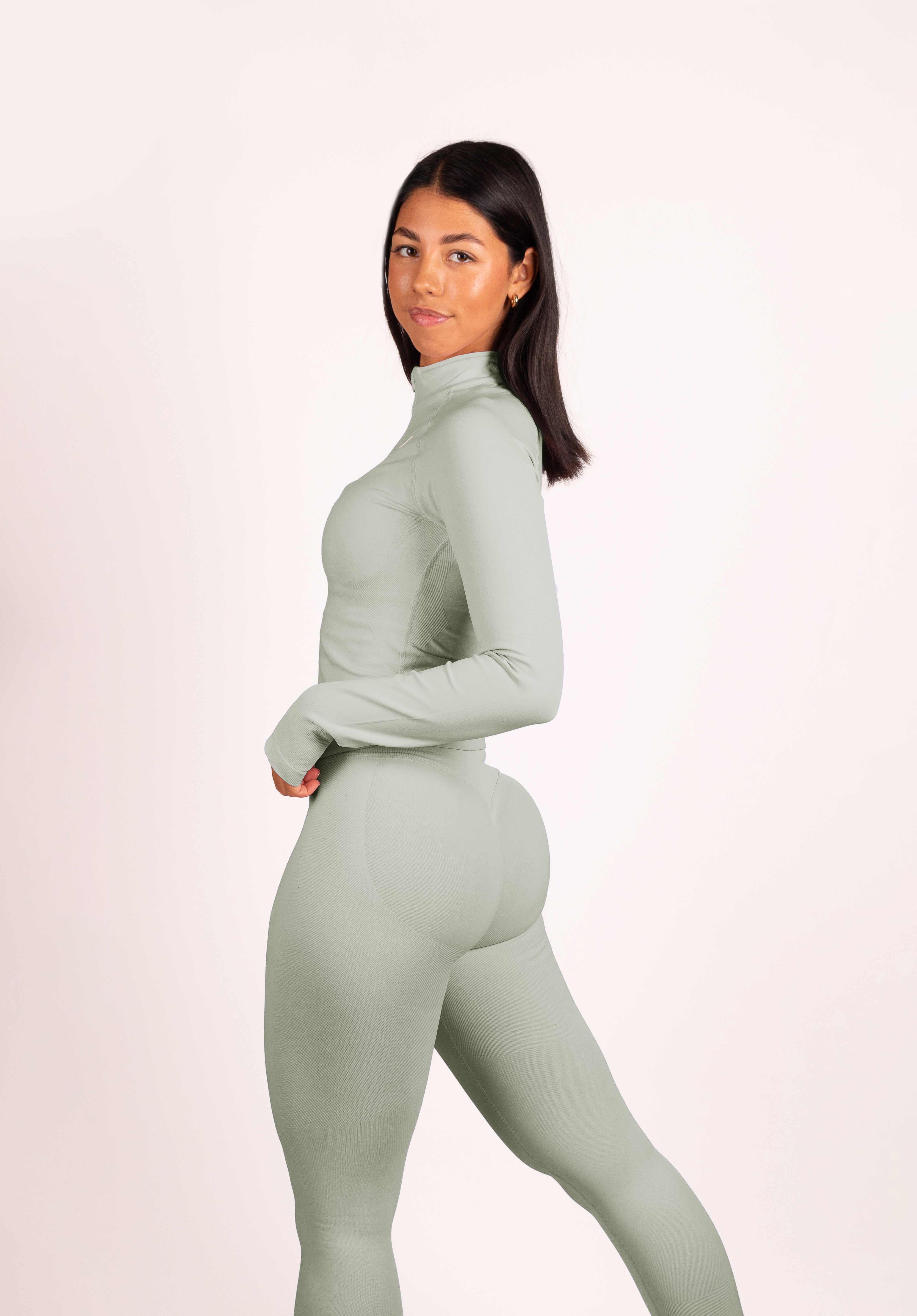 Beau | Premium High Performance Scrunch Leggings - Elfenbein