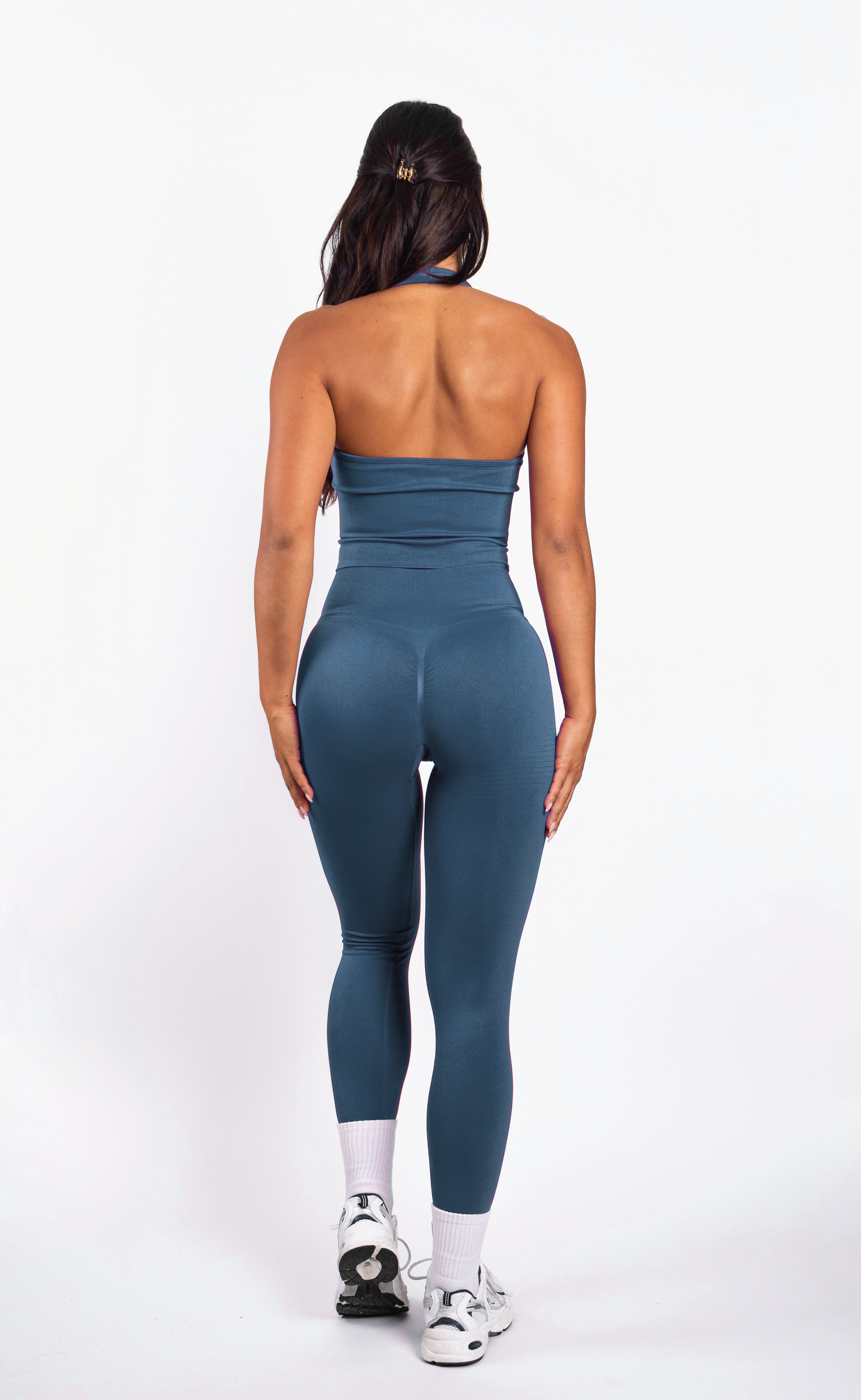 Bibi | Geribde Naadloze Halter Top – Blauw - afbeelding 2