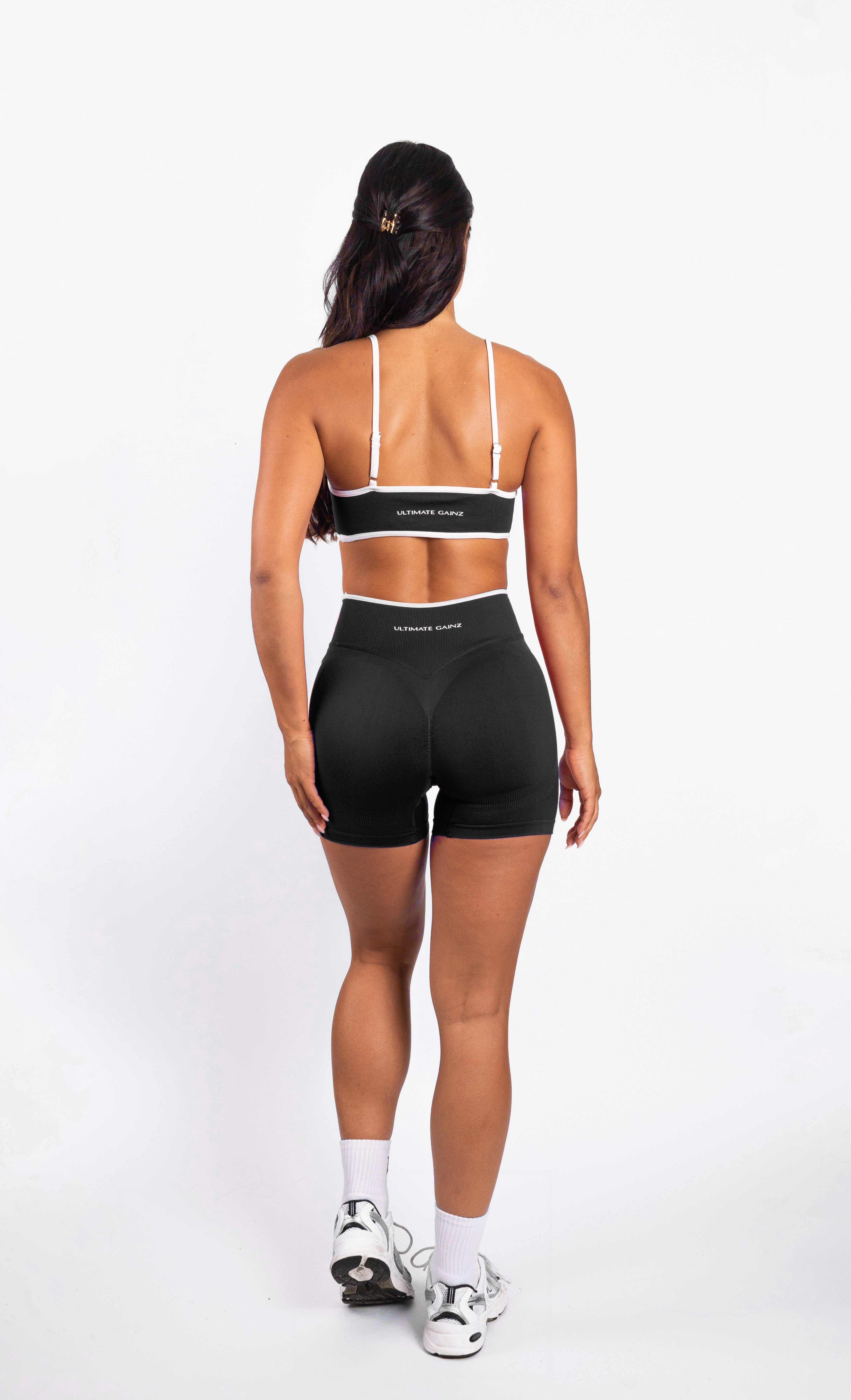 Ivy | Seamless Short – Negro