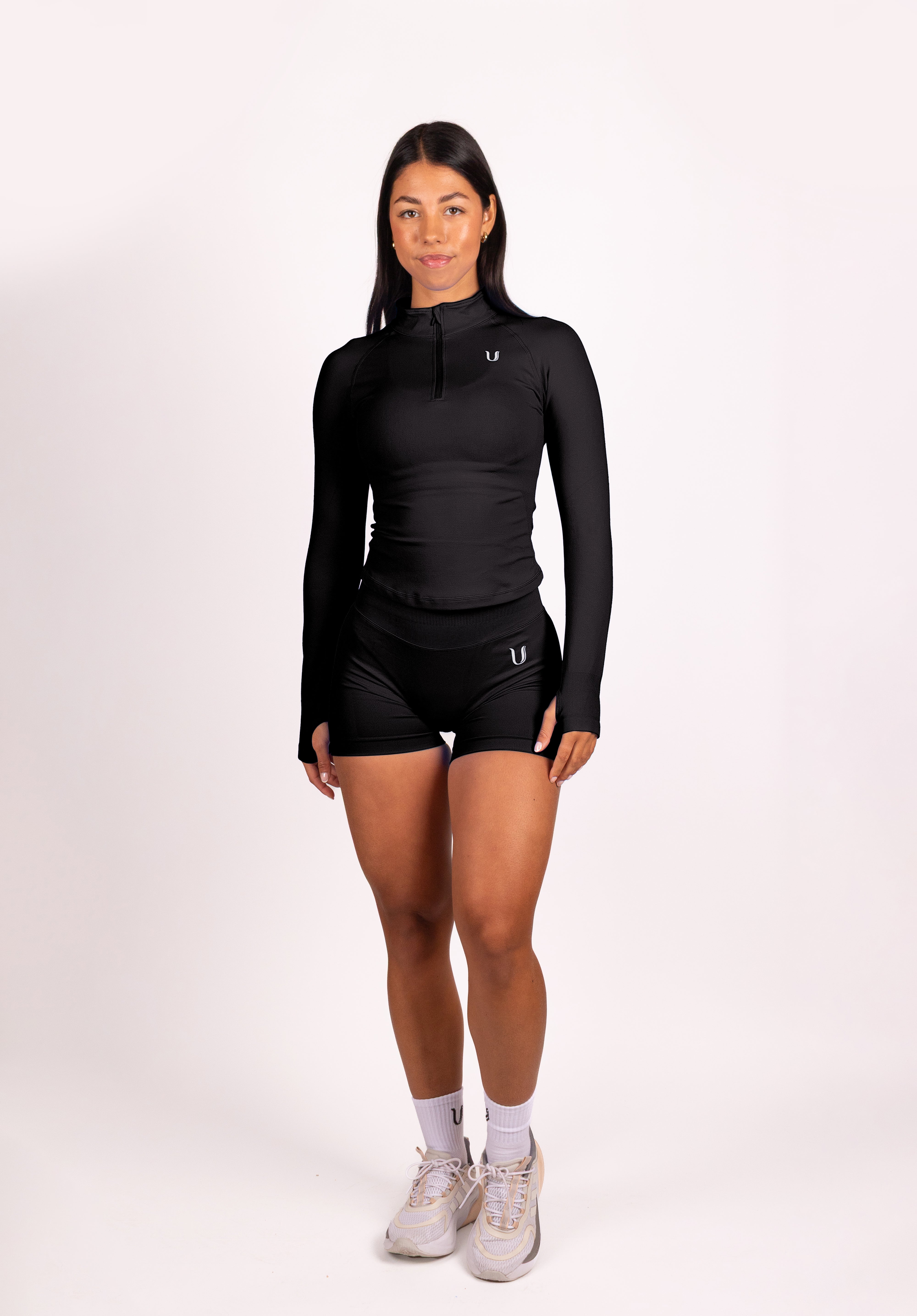 Beau | Premium High Performance Spodenki Scrunch - Czarny