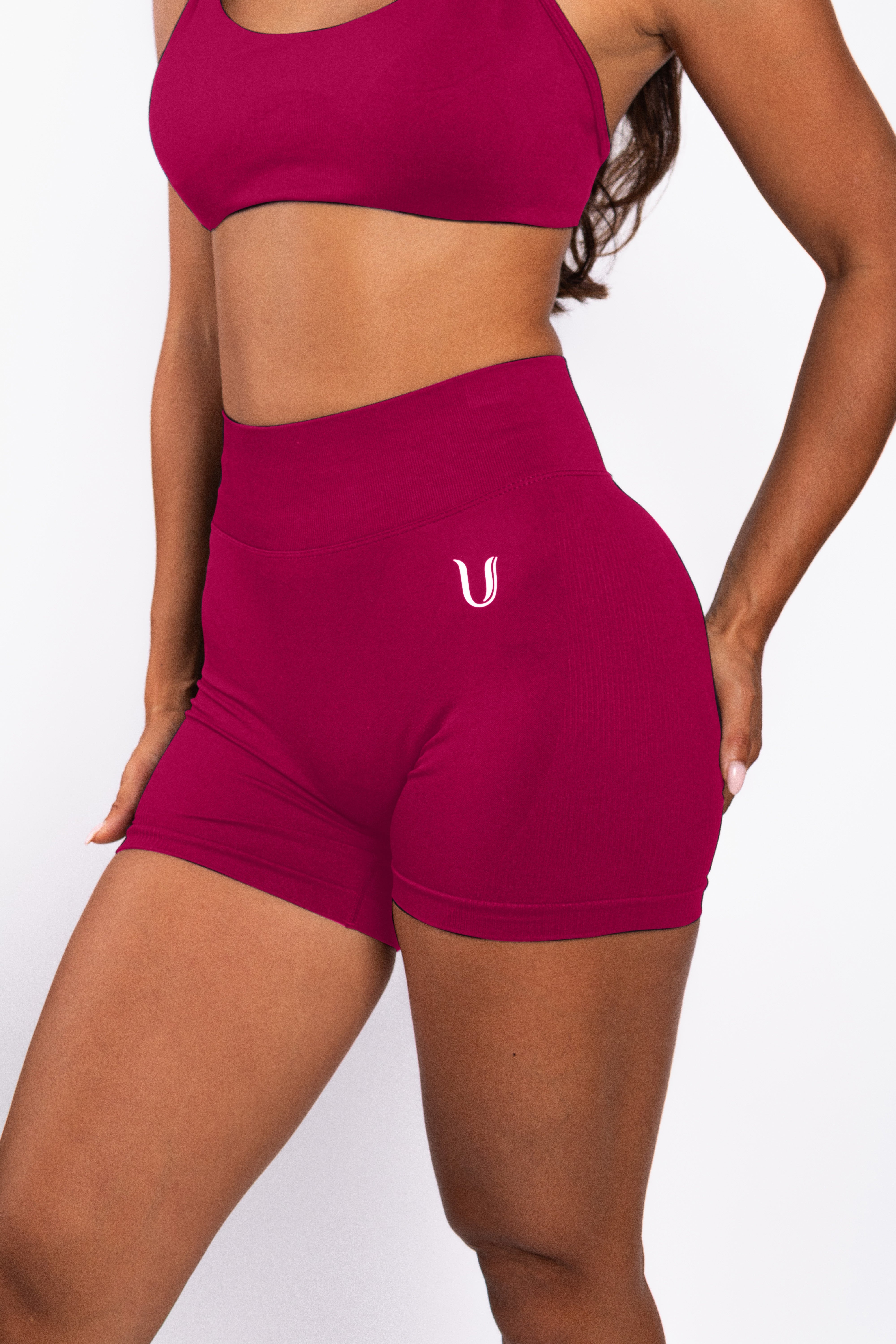 Nova | Seamless Shorts – Raspberry