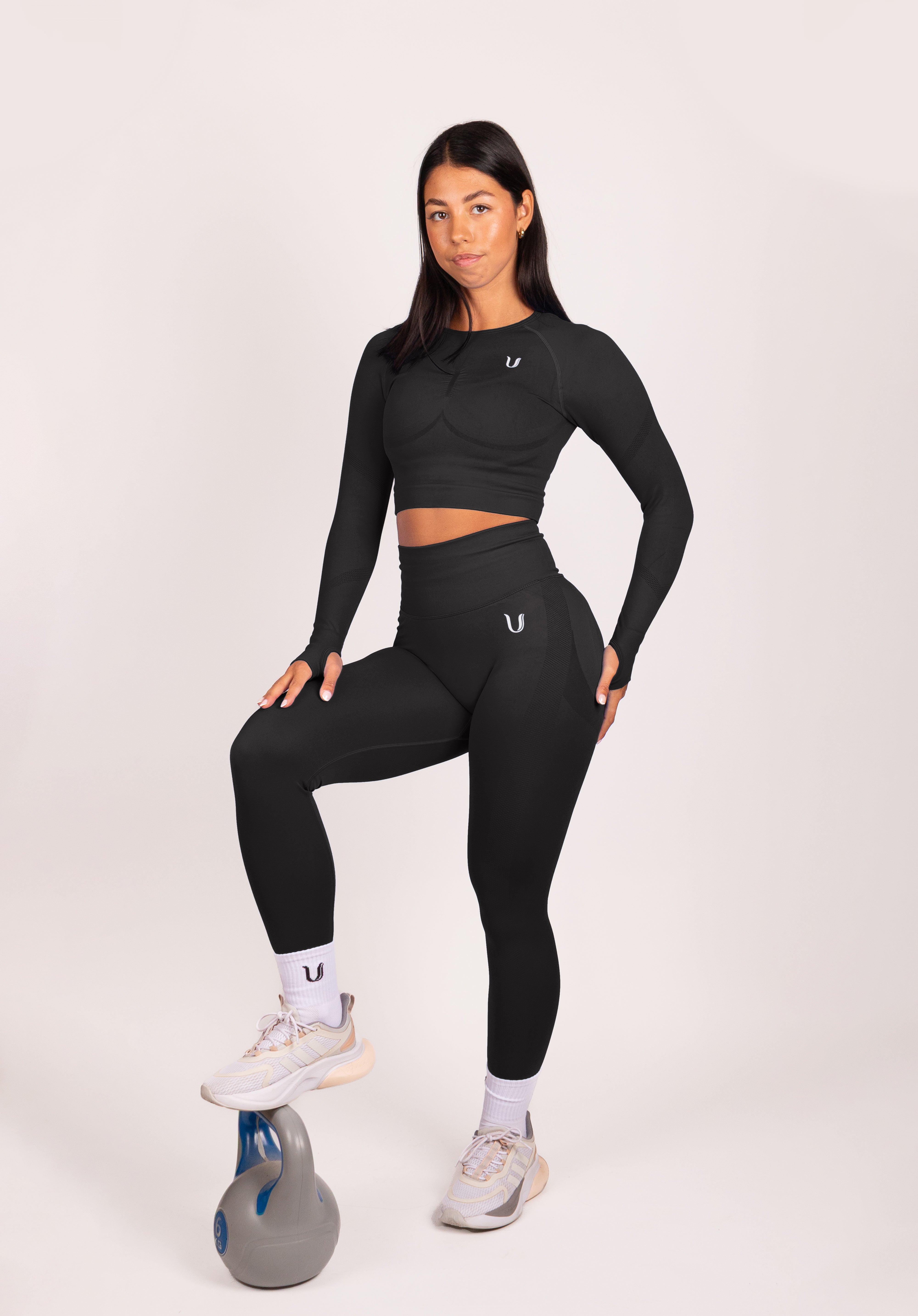 Leonie Premium Scrunch Legging Zwart - Dames sportkleding afbeelding 5