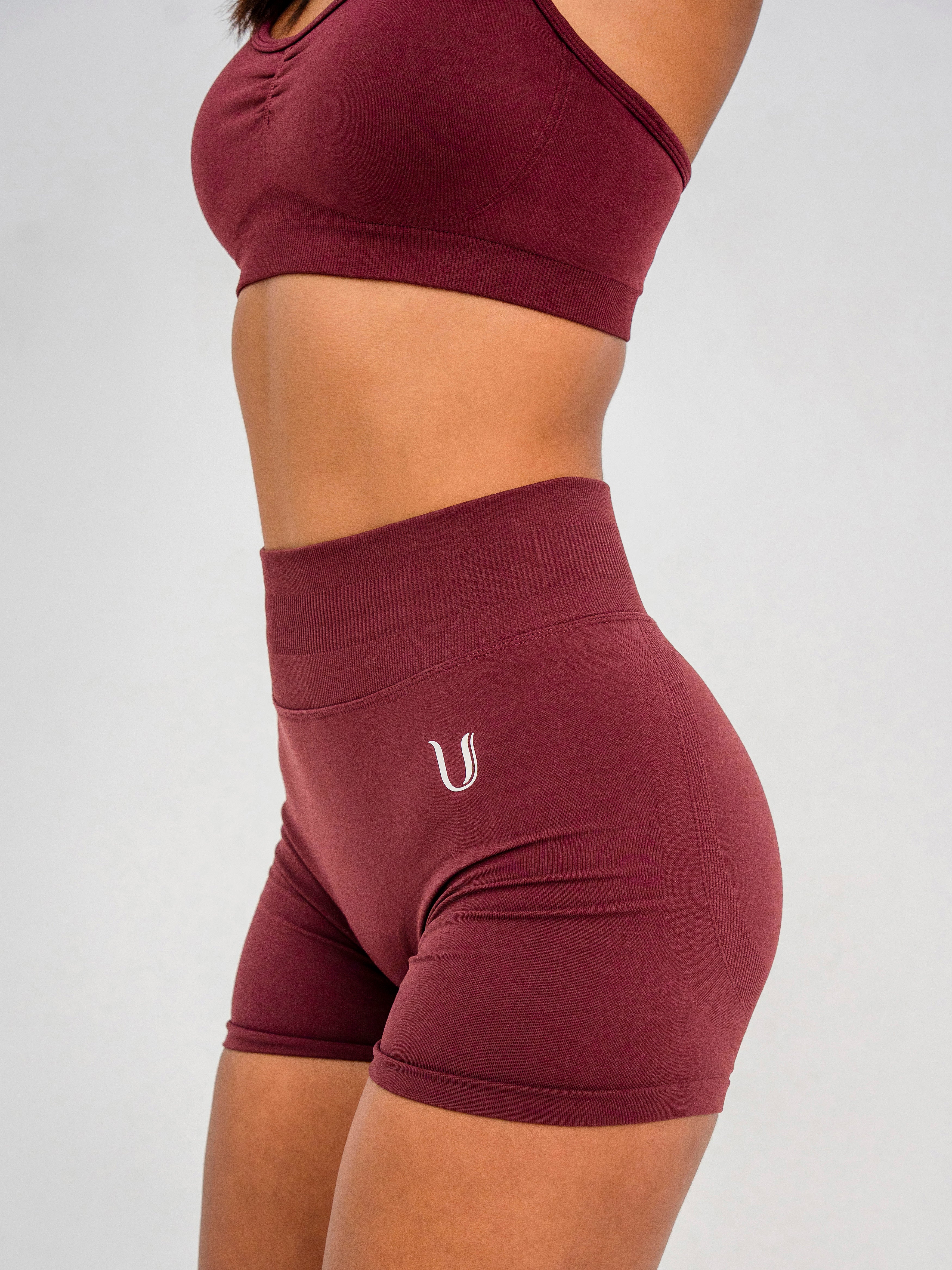 Luna | Short Scrunch Sin Costuras Premium - Burdeos