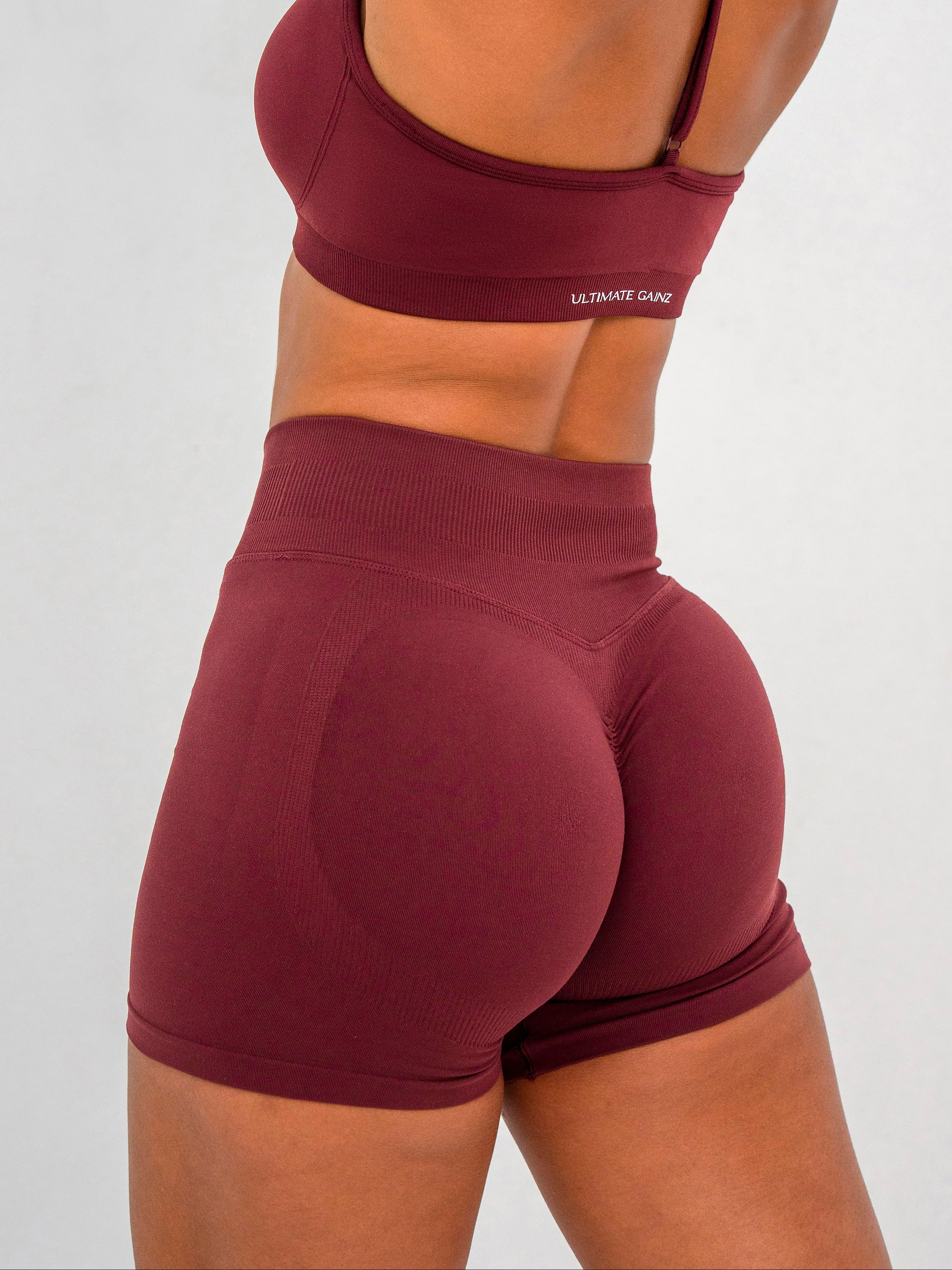 Luna | Short Scrunch Sin Costuras Premium - Burdeos
