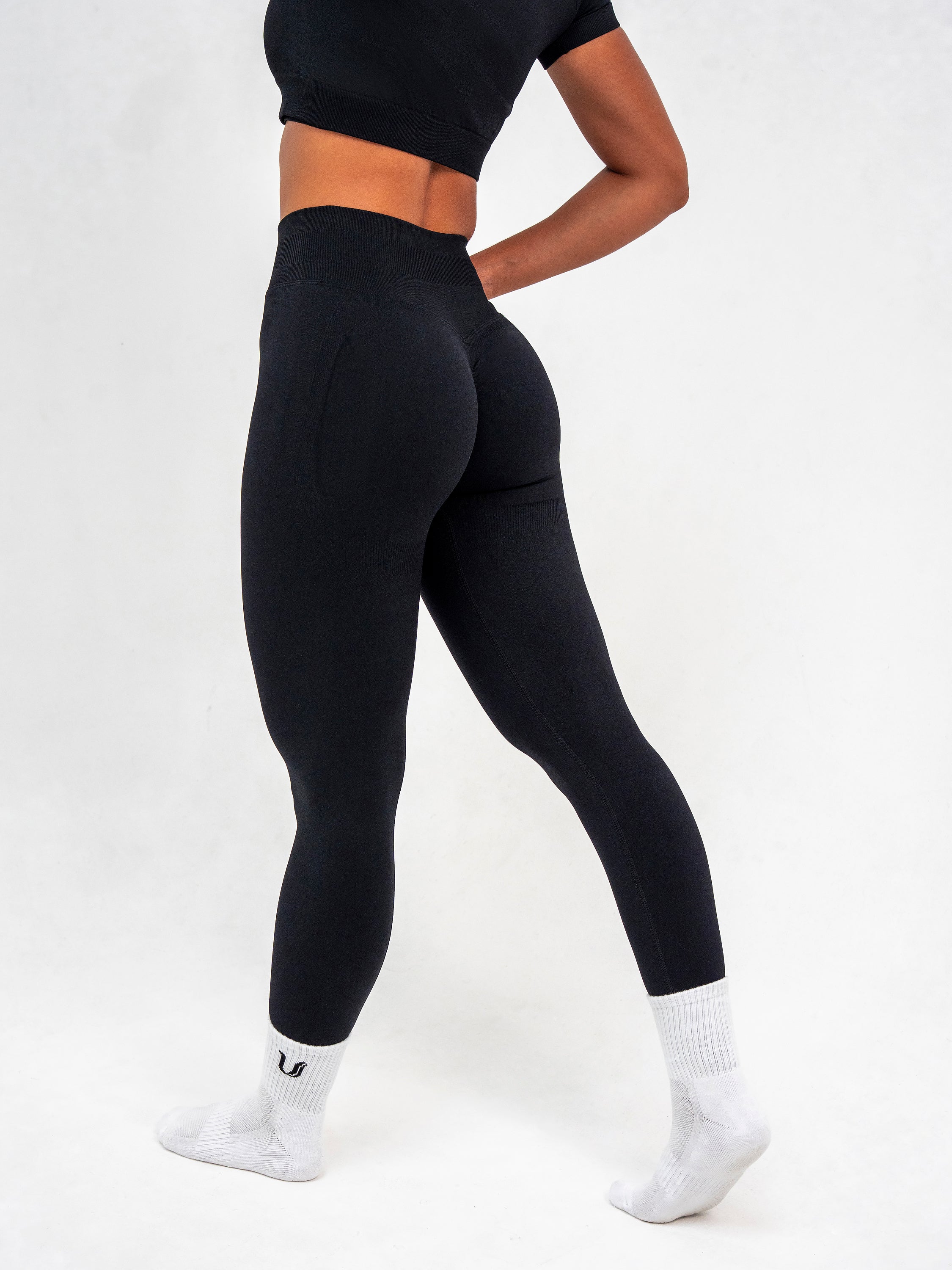 Luna | Legging Scrunch Sin Costuras Premium - Negro