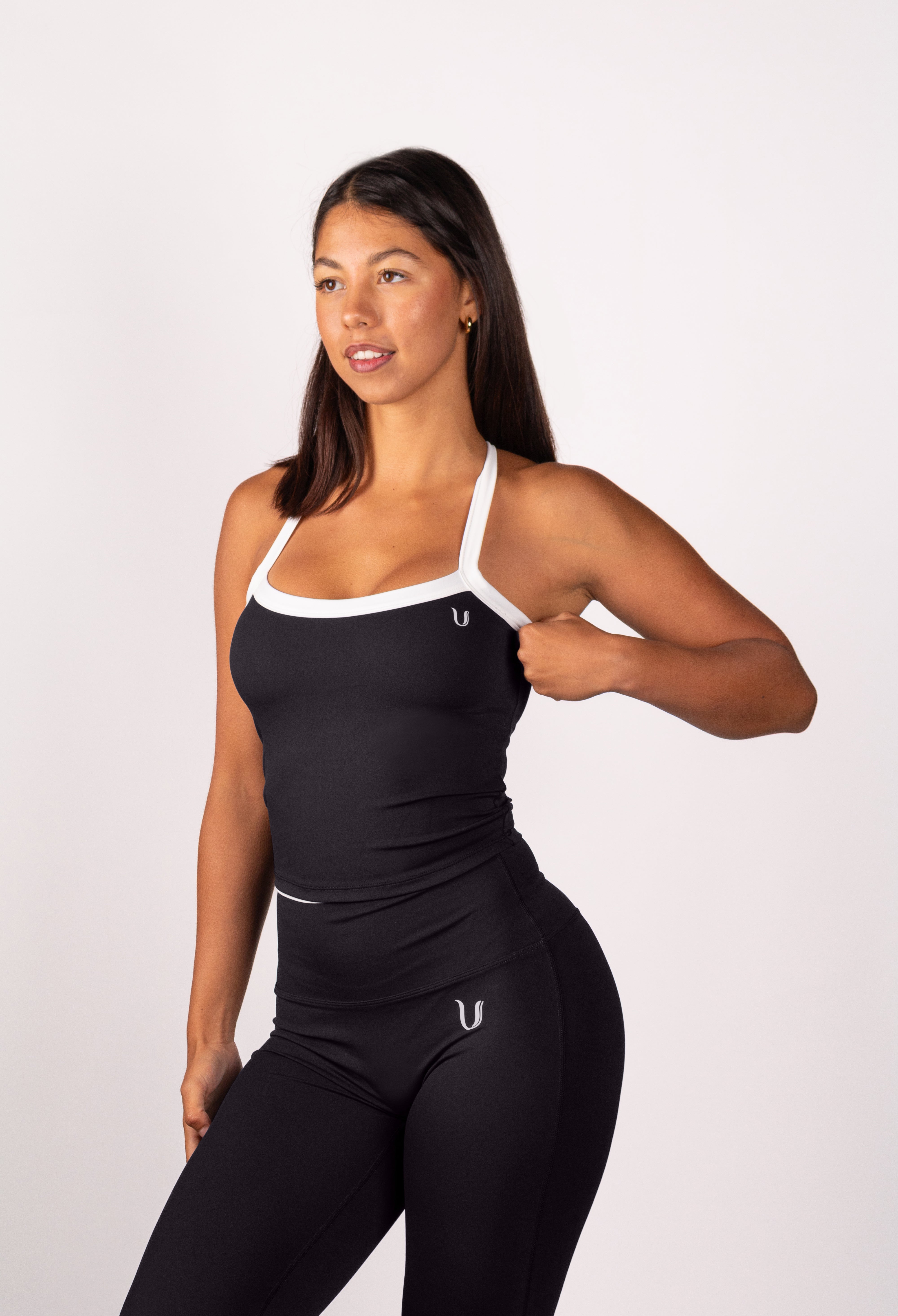 Ivy | Top Espalda Abierta – Negro