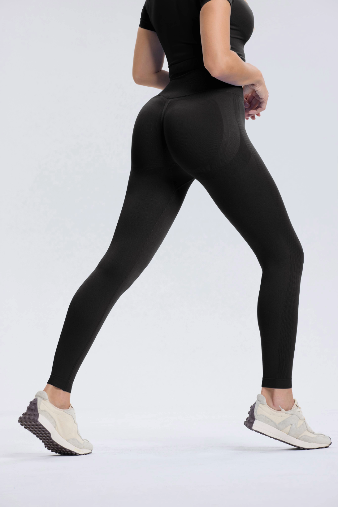 <tc>Leonie | Legging Scrunch - Negro</tc>