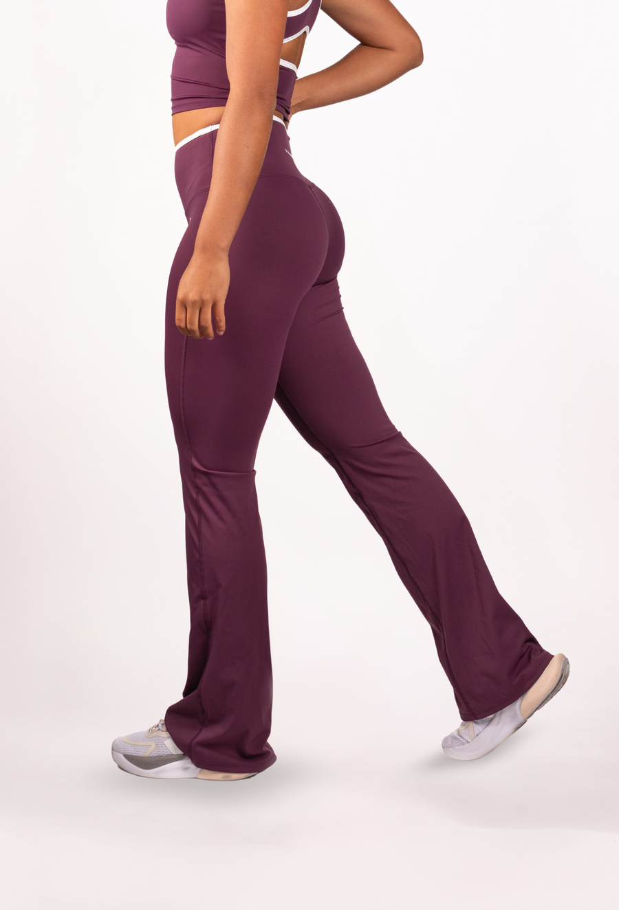 Ivy | Flare Leggings – Bordeaux V2